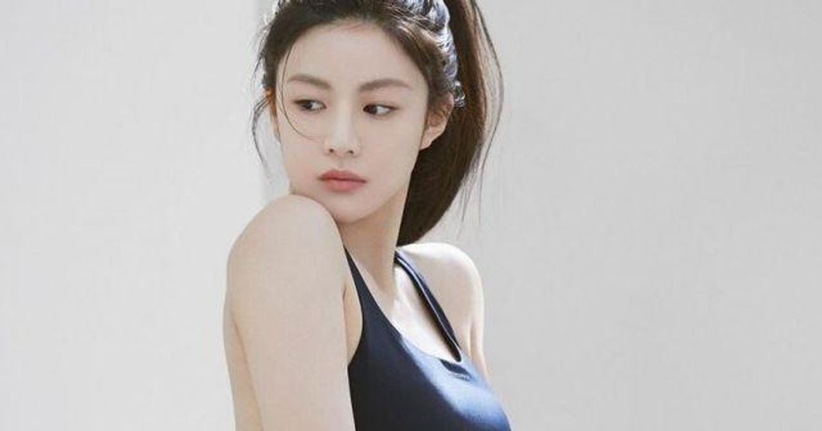 얼굴 천재 고윤정.. 레깅스 화보