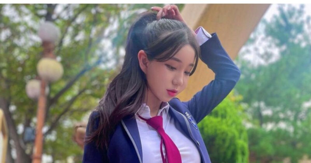 교복 입은 김현영 치어리더