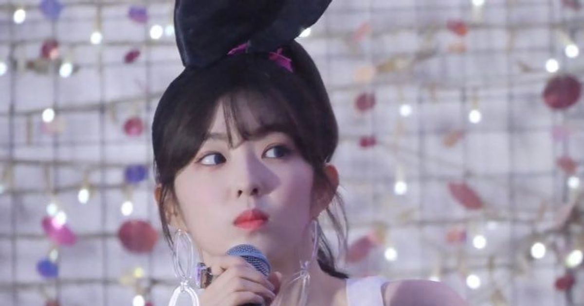 비 오는 날 야외 팬사인회를 해서 미안해하는 아이린