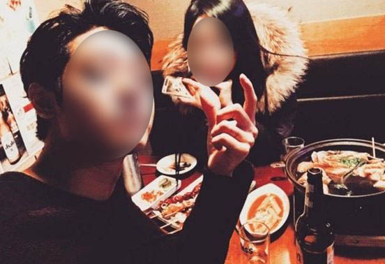 와이프 보고 계속 이쁘다고 하는 친구 기분 더럽네요