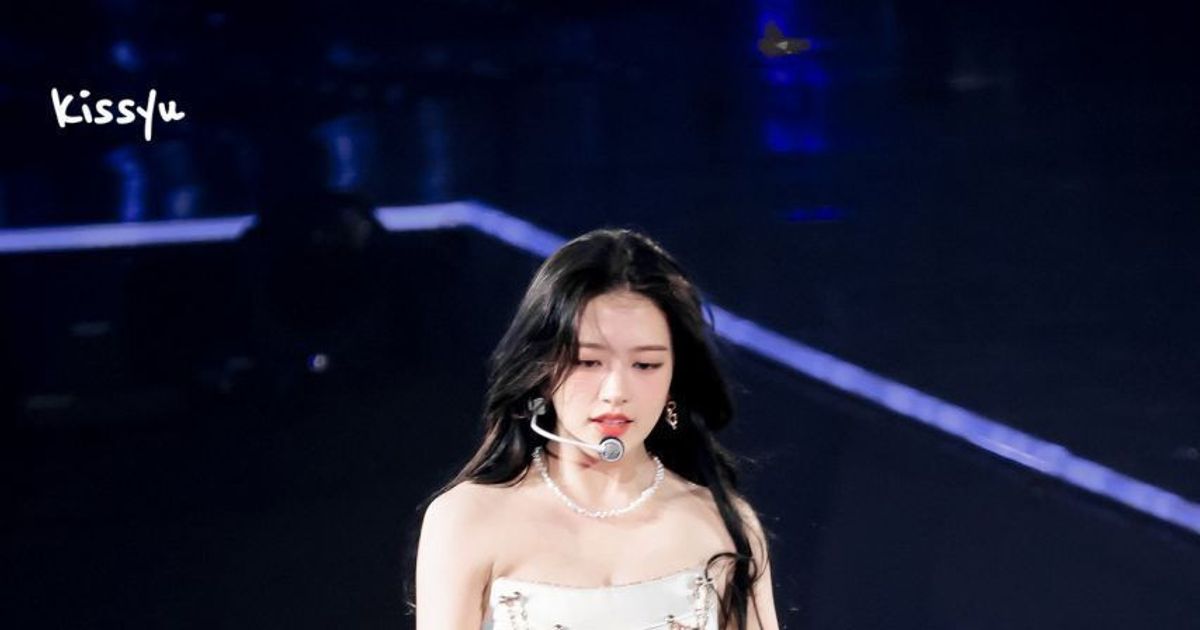 요즘 미모 + 몸매가 물이 오를대로 오른 안유진