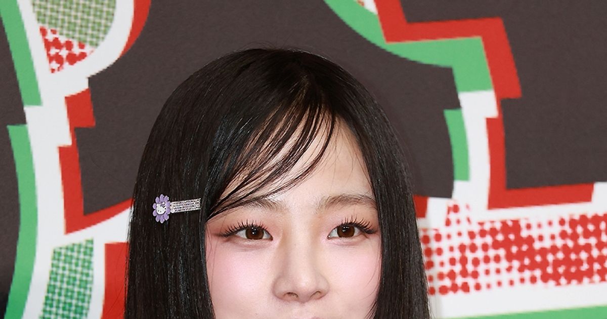 뉴진스 민지, 깻잎 앞머리가 찰떡 [2024 SBS 가요대전]