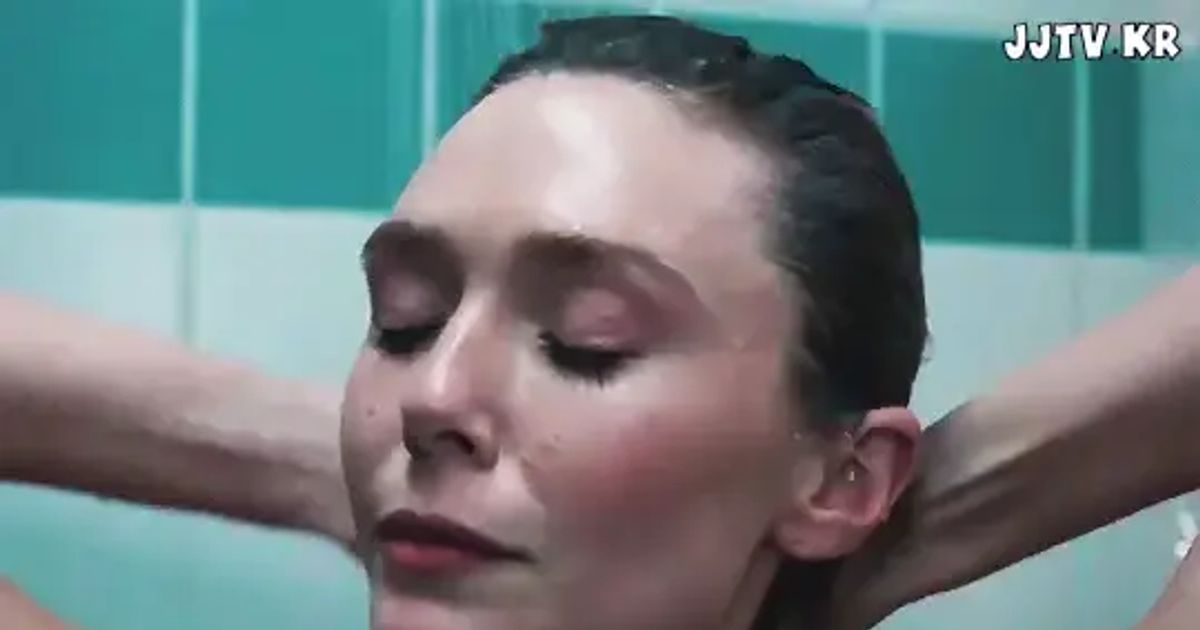 샤워하는 엘리자베스 올슨 초근접 겨드랑이 샤프심