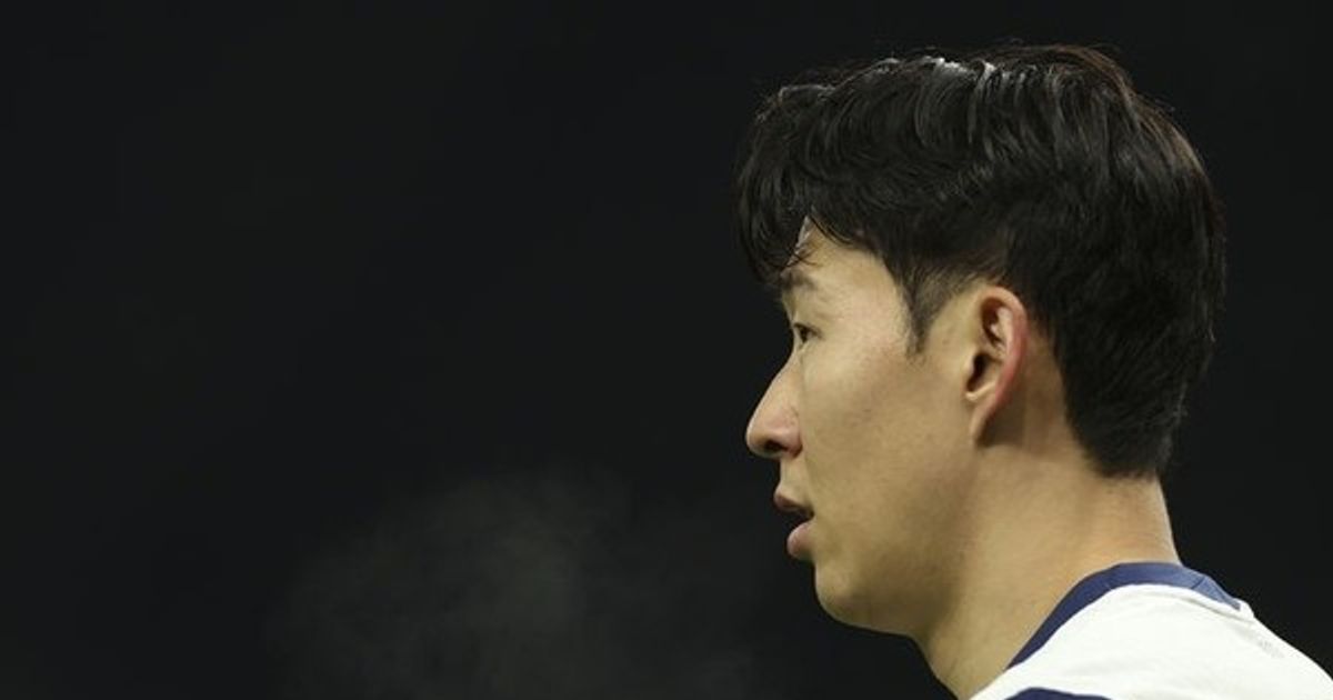 토트넘 손흥민, 유럽 진출 15년 만에 우승 한 풀까