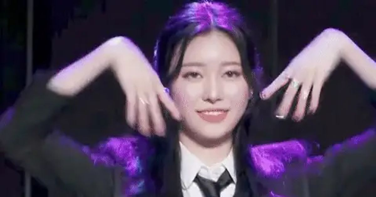 모모랜드 제인 검은색 정장바지 흐믓한 Y존 골반라인