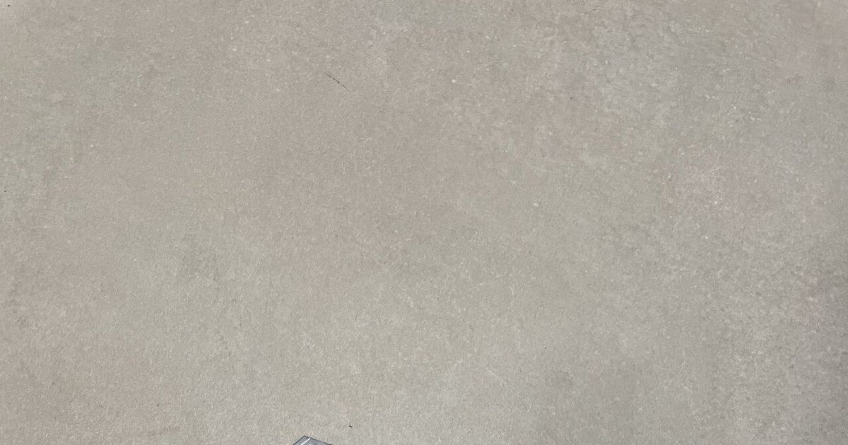 신축 입주 하자보수 요청했더니 집에 오줌 갈겨둠
