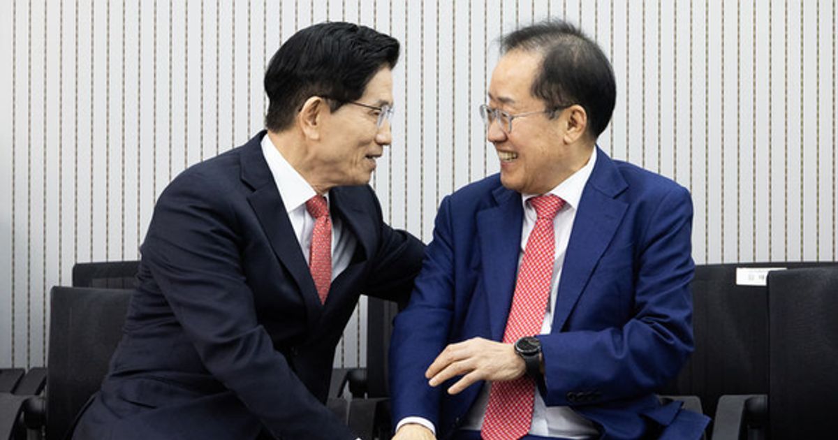 김문수, 홍준표 상임선대위원장에 임명…"홍, 10일 미국 출국 계획 취소하고 수락"